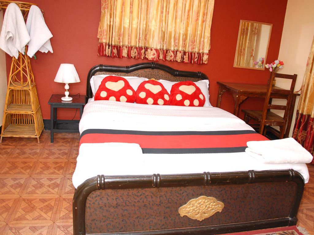 Elbrus Home Kathmandu Exterior photo